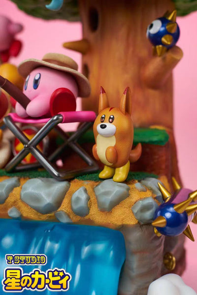 Kirby Family Statue