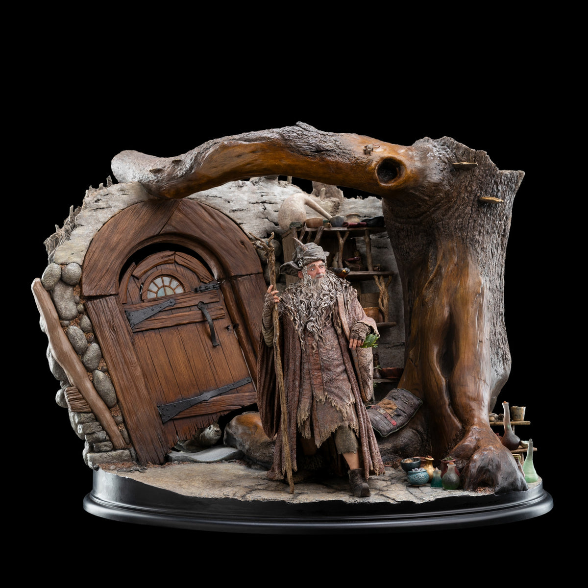 The Hobbit - Radagast in Rhosgobel 1/6 Scale Statue - Spec Fiction Shop