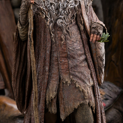 The Hobbit - Radagast in Rhosgobel 1/6 Scale Statue