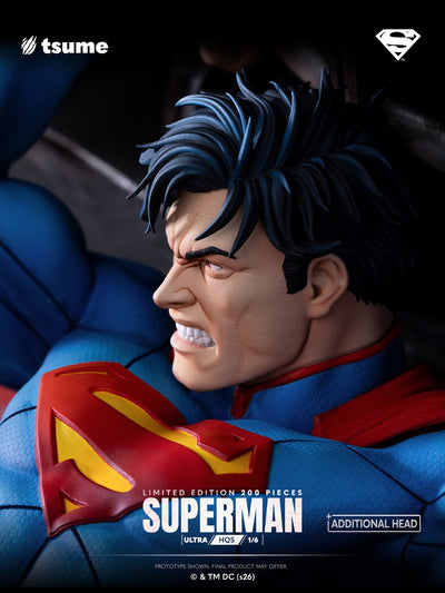 Superman Ultra HQS 1/6 Scale Statue