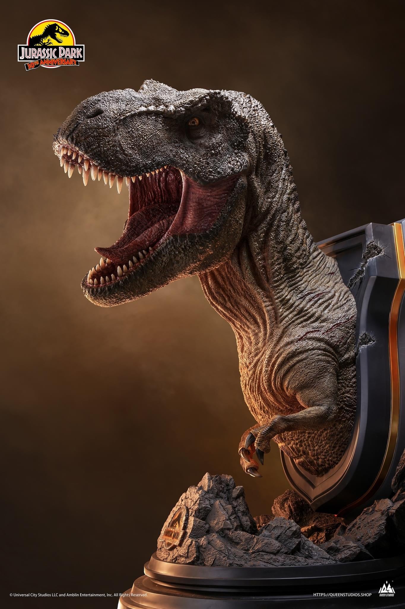 Jurassic World - Tyrannosaurus Rex 1/3 Scale Bust