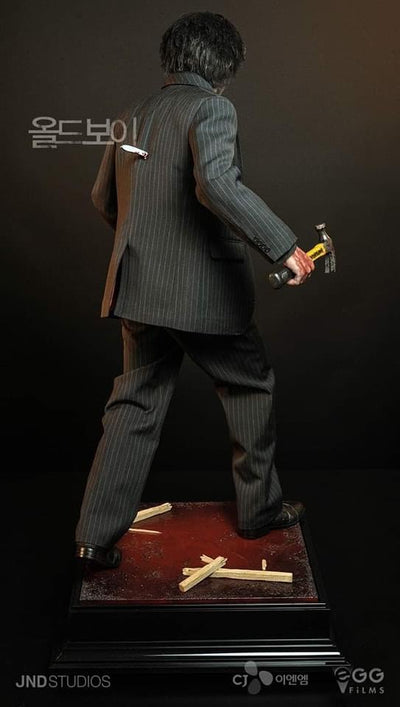 Dae-su Oh (OLDBOY) 1/3 Scale Statue