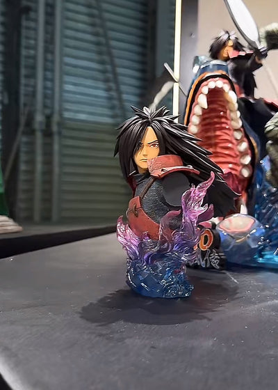 Naruto Shippuden - Madara vs. Hashirama Statue
