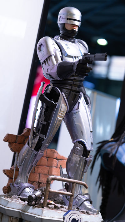 Robocop 1/2 Scale Statue Regular Version