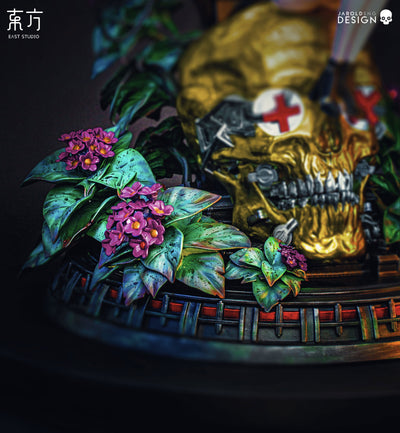 Merry Xmas (by Jarold Sng) - Gold - 50cm Statue