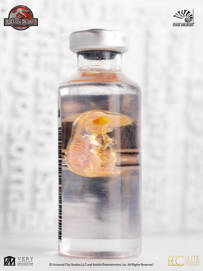 Jurassic Park III - White Queen Egg Hatching Prop Replica