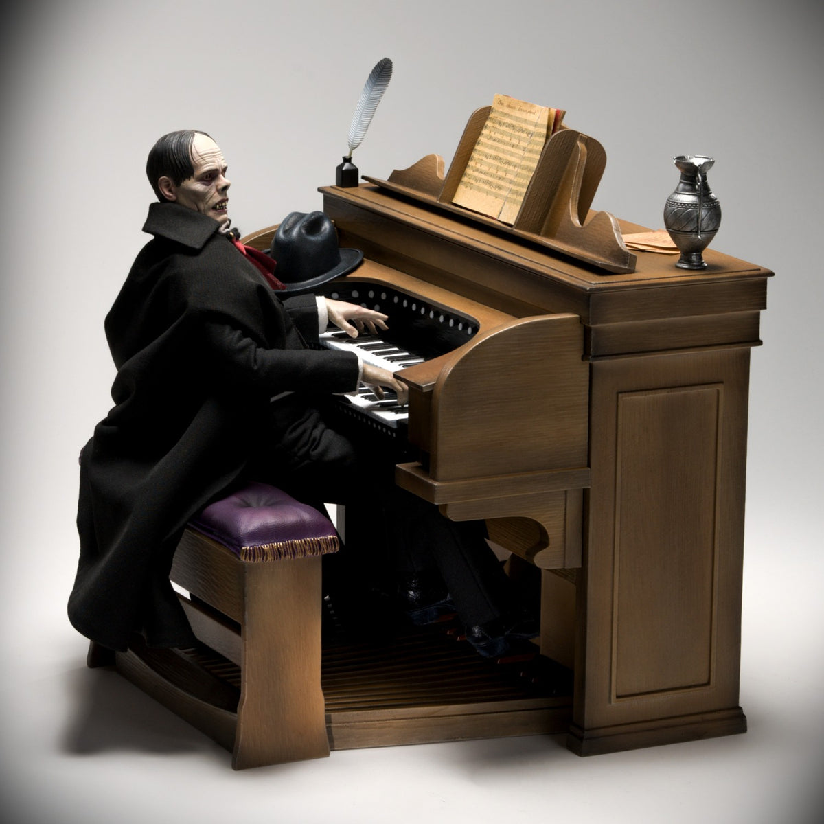 Phantom of the Opera - Lon Chaney (Deluxe Version) 1/6 Scale Figure ...