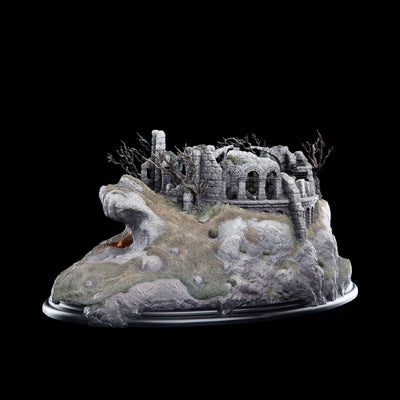 LOTR - Weathertop Ltd. Ed. Miniature Environment Statue