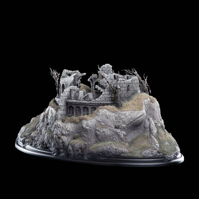 LOTR - Weathertop Ltd. Ed. Miniature Environment Statue