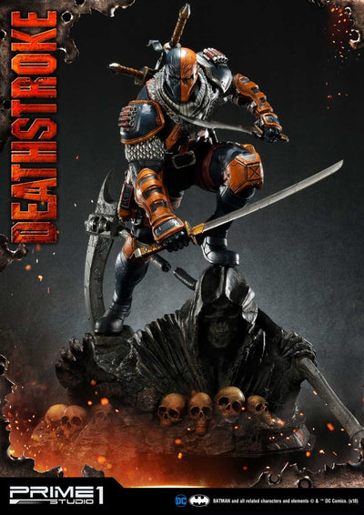 Deathstroke (Exclusive) 1/3 Scale Statue