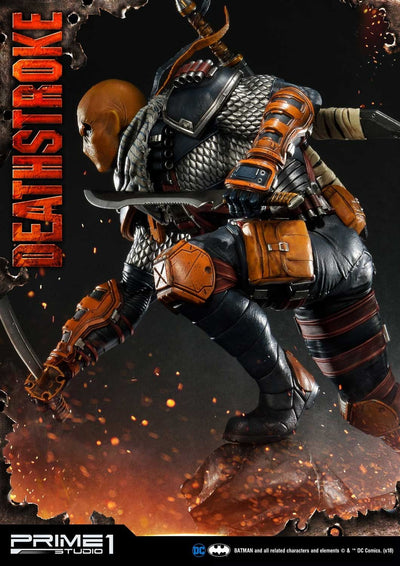 Deathstroke (Exclusive) 1/3 Scale Statue