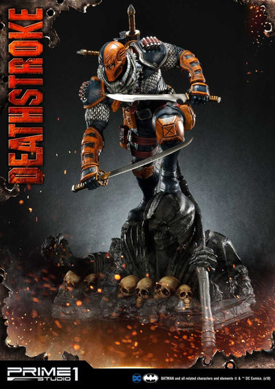 Deathstroke (Exclusive) 1/3 Scale Statue