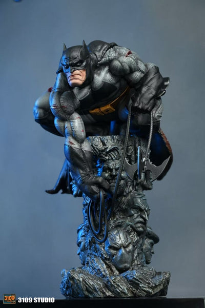 The Dark Knight Returns - Batman (Black) 1/4 Scale Statue by 3109 Studio