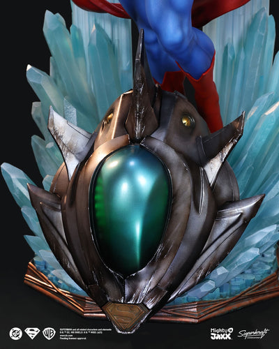 Superman Birth of Hope (S Cape Flowing Up) Statue