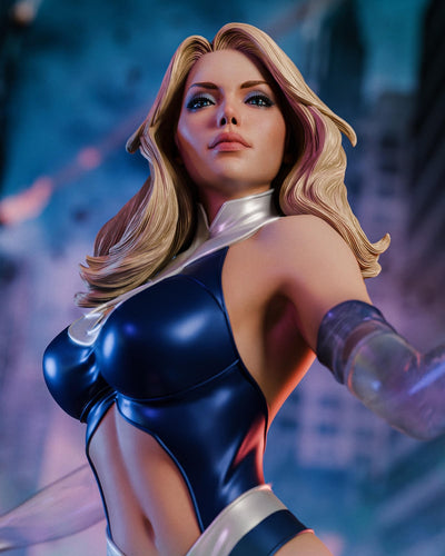 Sue Storm (Transluscent) 1/4 Scale Statue by Cincronize Labs
