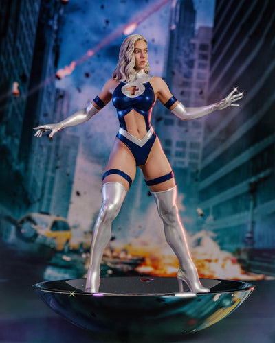 Sue Storm (Fully Opaque) 1/4 Scale Statue by Cincronize Labs