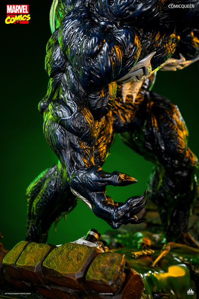 Spider-Man vs. Venom (Regular) Comicqueen 1/4 Scale Statue