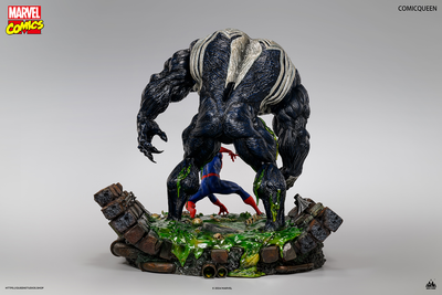 Spider-Man vs. Venom (Regular) Comicqueen 1/4 Scale Statue
