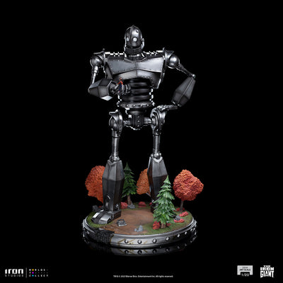 Iron Giant and Hogarth Hughes Demi Scale 1/20