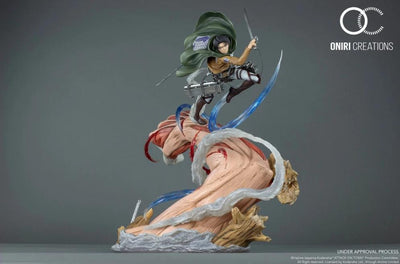 Levi Ackerman VS Female Titan Diorama Statue