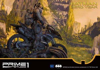 Batman: Zero Year EXCLUSIVE 1/4 Scale Statue