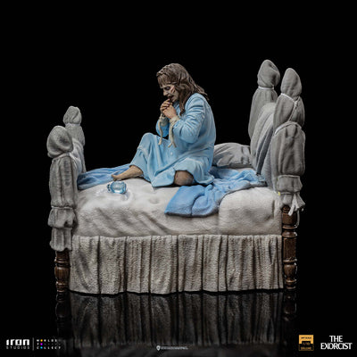The Exorcist - Posessed Regan McNeil Deluxe Art Scale 1/10