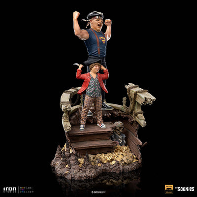 The Goonies - Sloth and Chunk Deluxe Art Scale 1/10