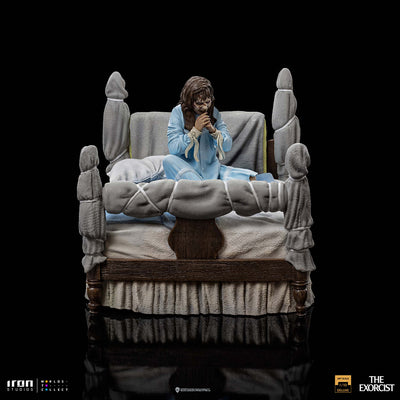 The Exorcist - Posessed Regan McNeil Deluxe Art Scale 1/10