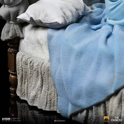 The Exorcist - Posessed Regan McNeil Deluxe Art Scale 1/10
