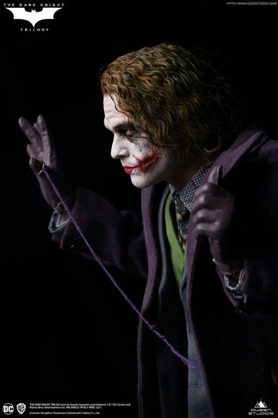 The Dark Knight: Joker EXCLUSIVE 1/4 Scale Statue