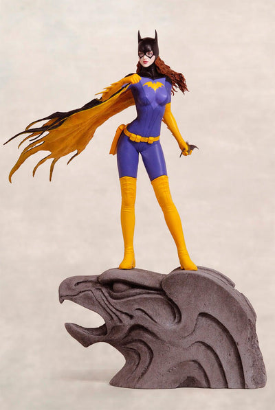 Batgirl Web Exclusive 1/6 Scale Statue Luis Royo by Yamato