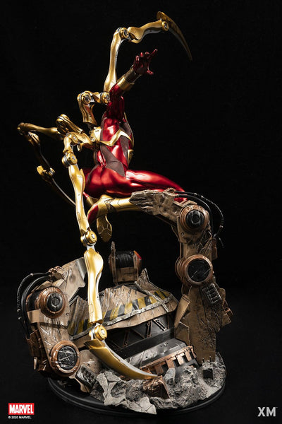 Iron Spider-Man 1/4 Scale Statue Marvel