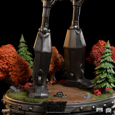 Iron Giant and Hogarth Hughes Demi Scale 1/20