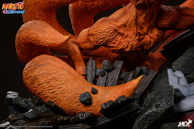 Nine Tails Vs Minato 1/8 Scale Statue