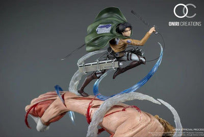 Levi Ackerman VS Female Titan Diorama Statue