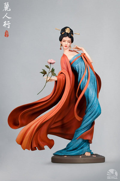 Elegant Beauties Satire Of Fair Lady Statue