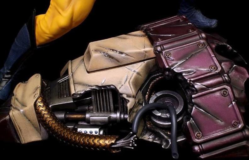 WOLVERINE ON SENTINEL HEAD 1/4 Scale Statue WITH COIN by XM Studios