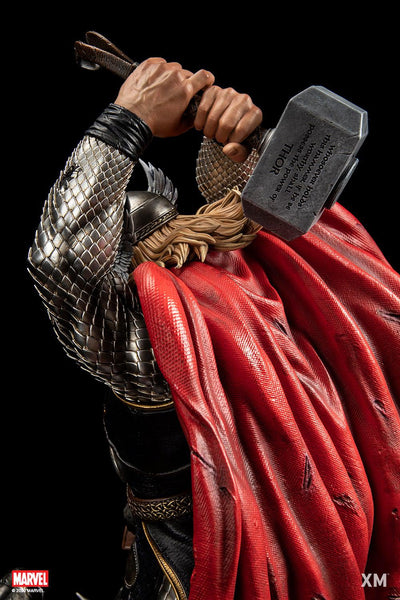Modern Thor Vs Destroyer 1/4 Scale Statue