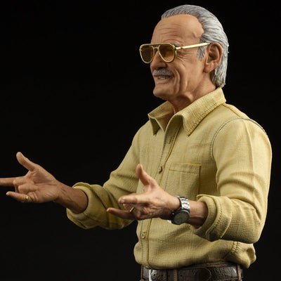 Stan Lee Legacy Replica 1/4 Scale Statue