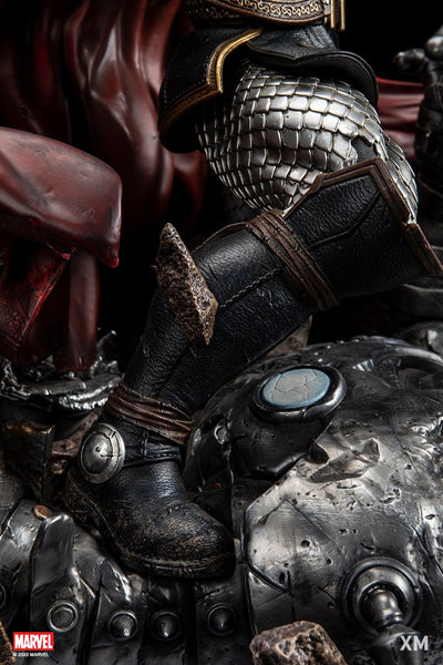 Modern Thor Vs Destroyer 1/4 Scale Statue