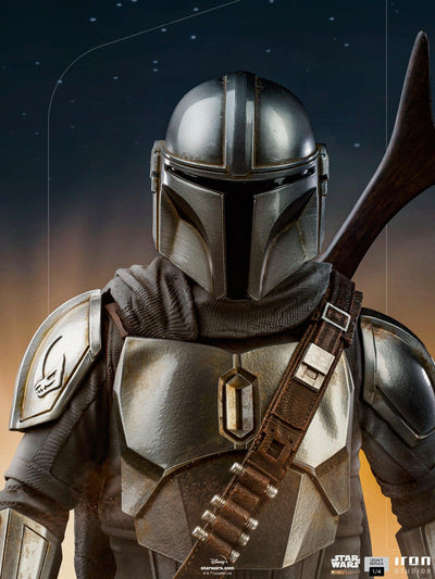 The Mandalorian & Child 1/4 Scale Statue