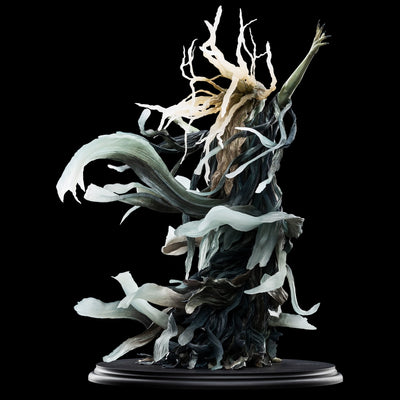 Galadriel, Dark Queen Statue