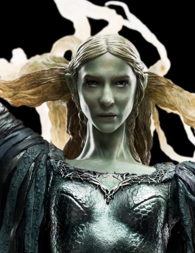 Galadriel, Dark Queen Statue