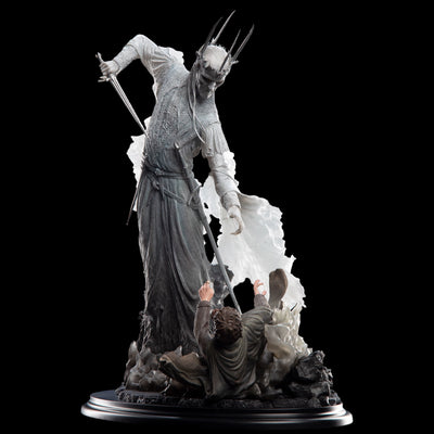 The Witch-King & Frodo at Weathertop Statue