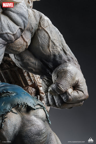 Grey Hulk Comic Version 1/4 Scale Statue