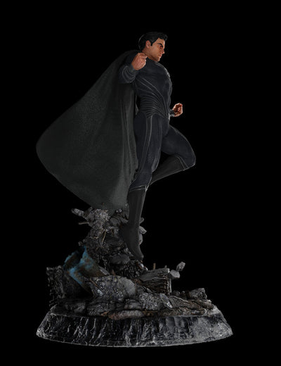Justice League Superman - Black Suit Statue