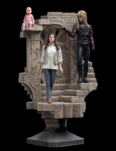 Jareth and Sarah in the Illusionary Maze 1/6 Scale Statue