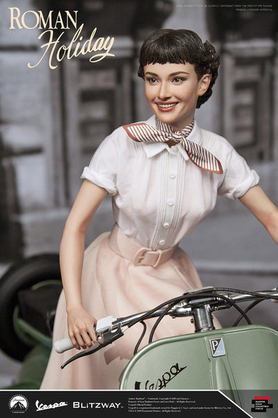 Princess Ann & Vespa 125 "Roman Holiday" Statue