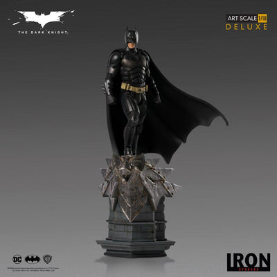 Batman Deluxe Statue - The Dark Knight