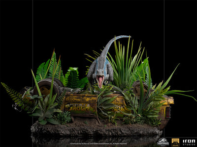 Jurassic World Fallen Kingdom - Blue Deluxe Art Scale 1/10